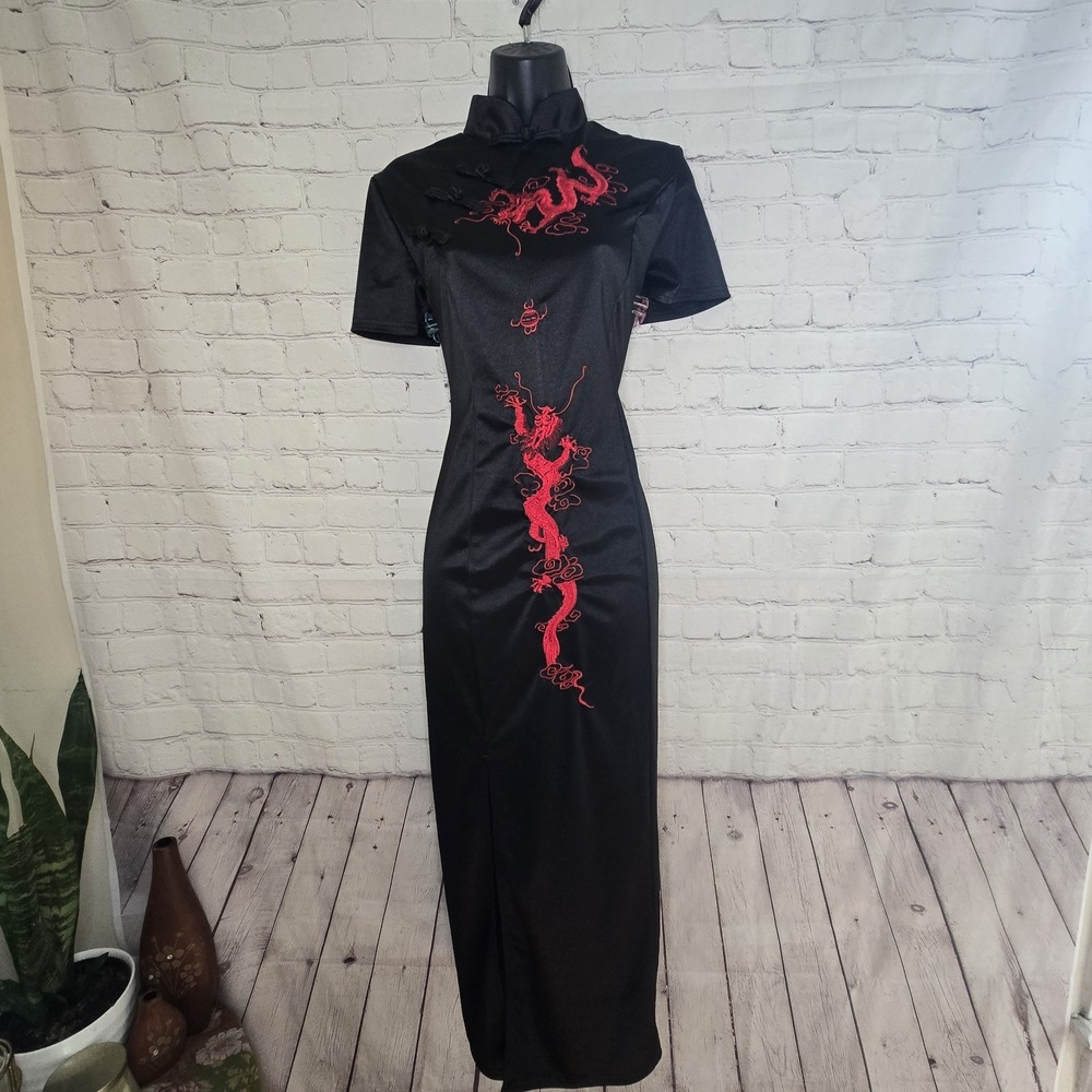 Black gothic Asian cheongsam dress red embroidered dragon motifs mandarin collar